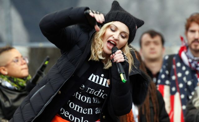הזמרת מדונה בעצרת נגד טראמפ (רויטרס)