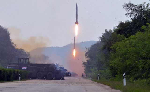 צפון קוריאה הצפונית תרגיל טילים צבאי