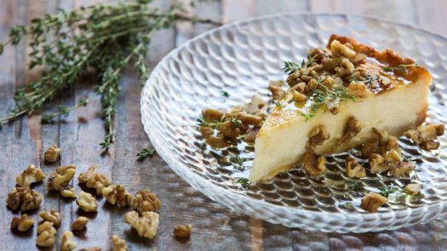 עוגת גבינה יוגורט יווני של מסעדת הצועניה