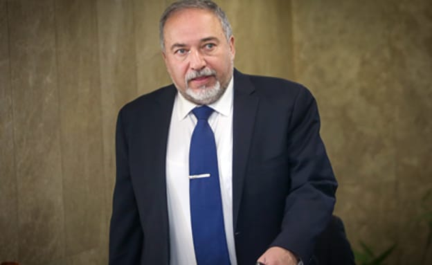 שר הביטחון: