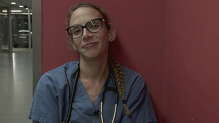 הרבה פעמים אתה חוזר הביתה וכל מה שבא לך זה להיות בשקט עם עצמך. ד''ר ענת מילמן