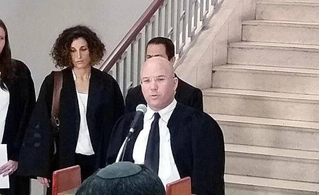 הפרשה שהולידה את האיגרת, קורב (עזרי עמרם, חדשות 2)