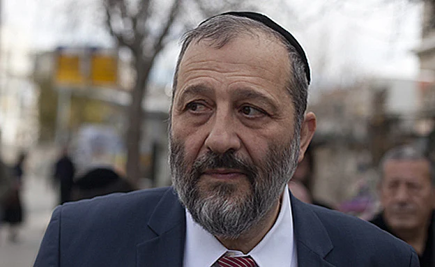 ''מדובר בעשבים שוטים''. דרעי (פלאש 90)