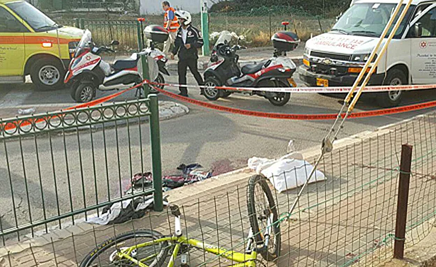 דקר ונמלט (מד''א)