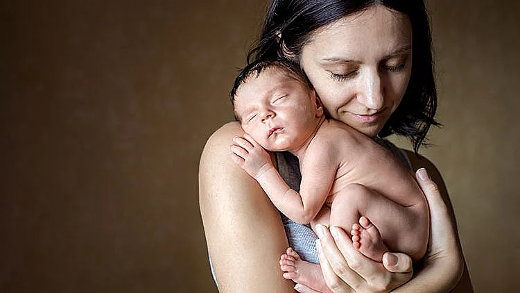 תינוק ואמא