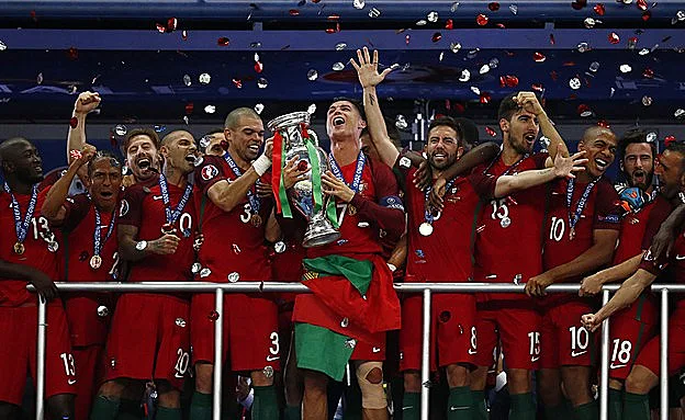 רונאלדו ונבחת פורטוגל זוכים ביורו 2016