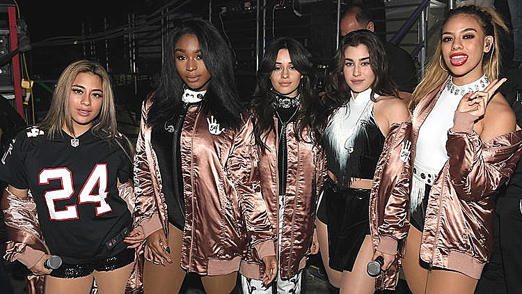 פיפת' הרמוני בהרכב מלא