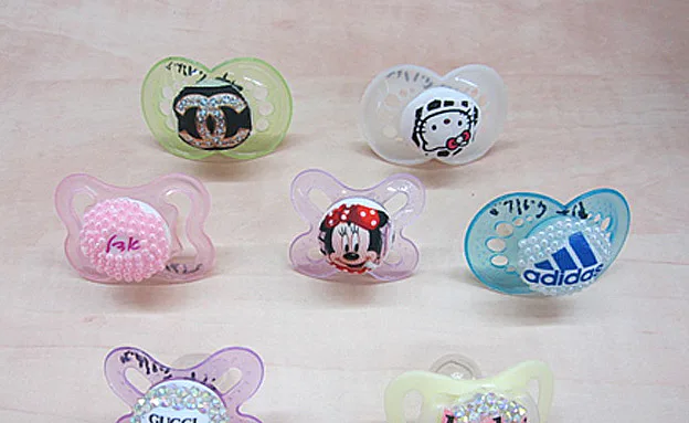 חשש לחנק - המוצצים המקושטים (דוברות משרד הכלכלה)