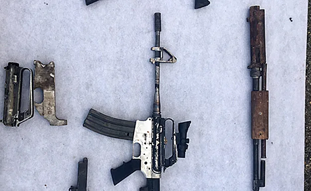 חלק ממצאי הפשיטה (דו''צ)