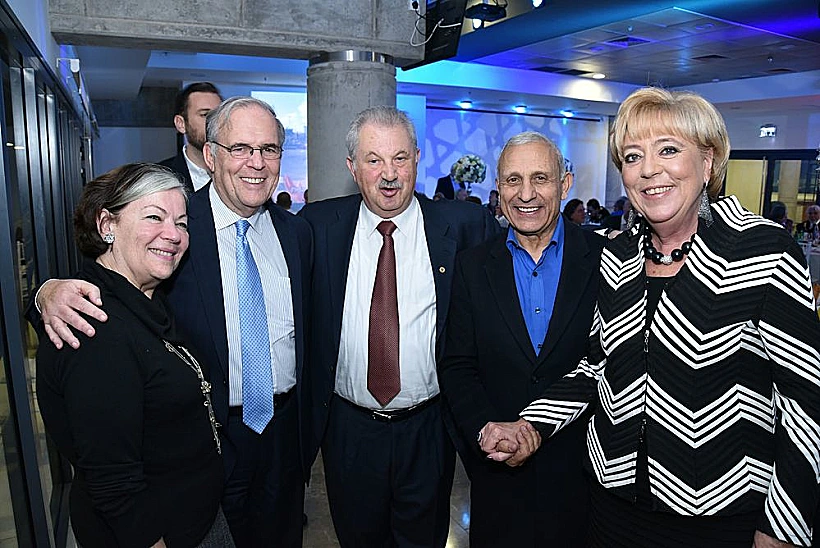 מרים פיירברג-איכר, איתן בן אליהו ופיל פרידמן