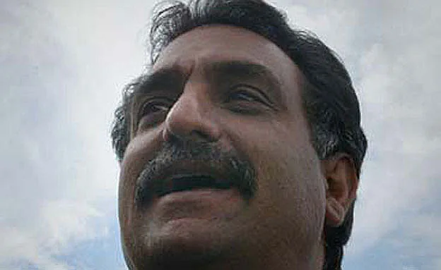 שמו הוזכר. עזמי בשארה