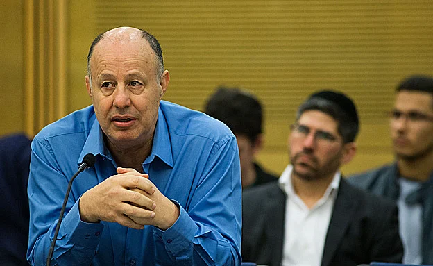 ''לא מקבל את ההסברים''. השר הנגבי (יונתן סינדל, פלאש 90)