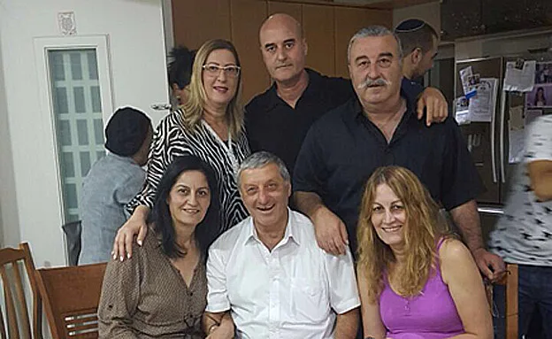 משפחת צורי (באדיבות המשפחה/ עמותת עמר''ם)