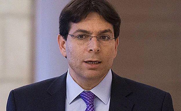 ''מודאגים מאוד''. דנון