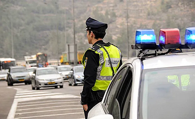 פחות דוחות אזהרה. ארכיון (חטיבת דובר המשטרה)