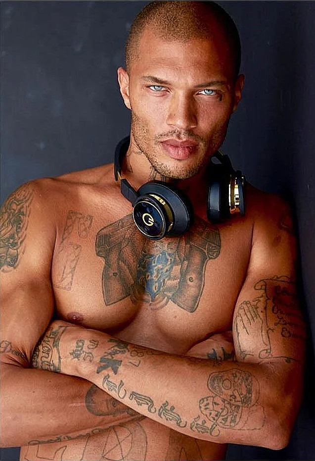 ג'רמי מיקס בעבודתו החדשה