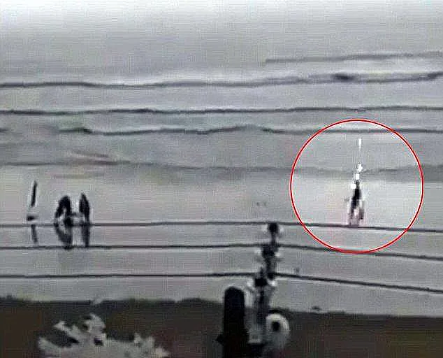 הרגע בו הברק פוגע