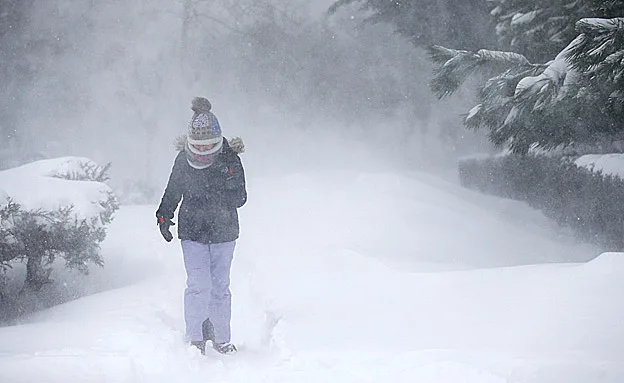 מאות טיסות בוטלו בגלל הסופה