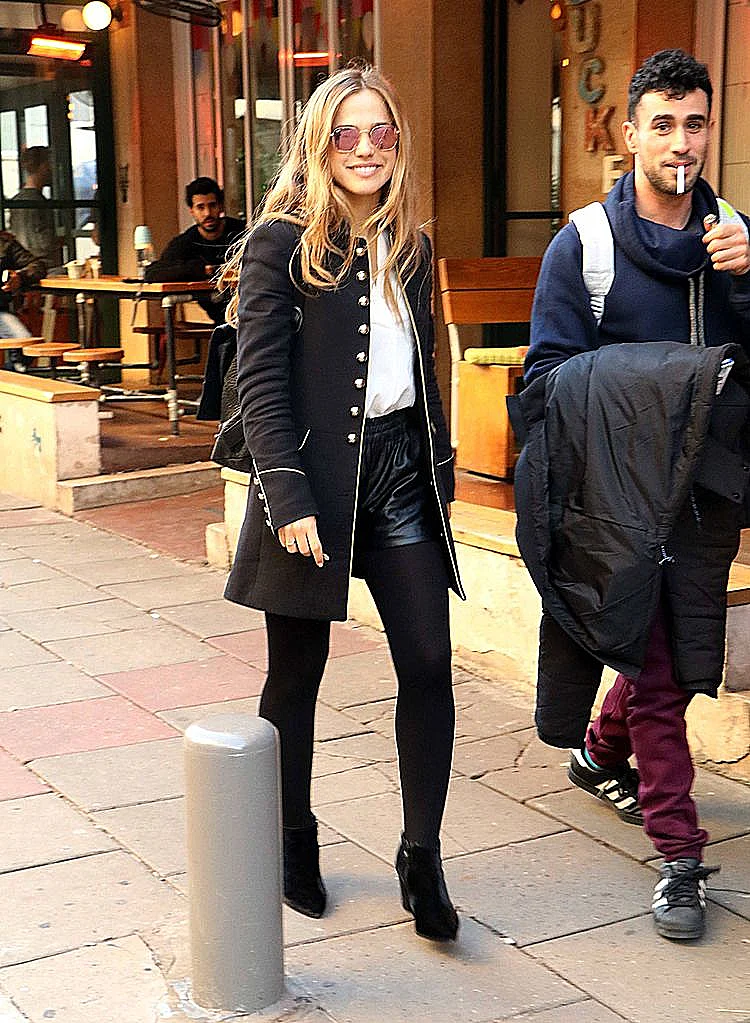 רווקה, בינתיים