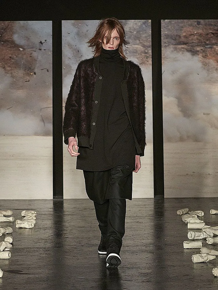 מגן על הצוואר. הקולקציה של BERTHOLD