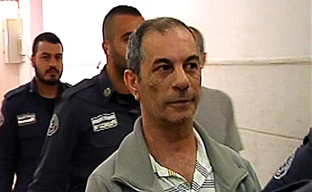 אילן שמואל בבית המשפט, ארכיון