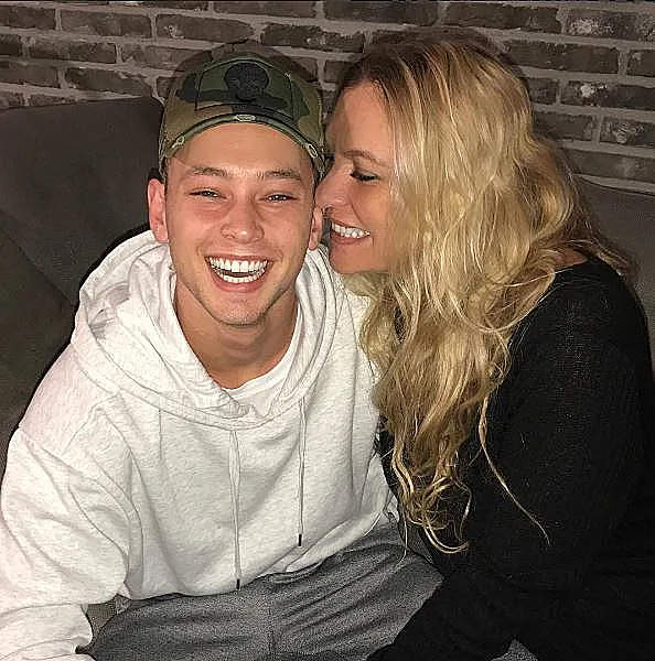 ציפי רפאלי ובנה און רפאלי (אינסטגרם)