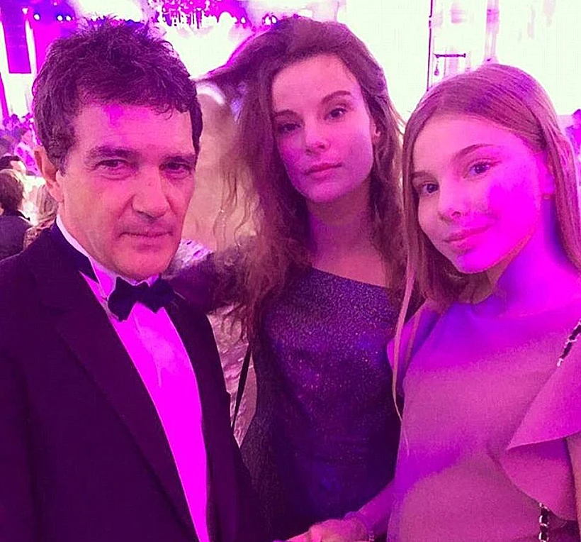 אנטוניו מדגמן חתונה