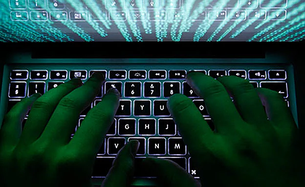 השרתים של פייסבוק לא מחייבים עבודה בפרוט (רויטרס)