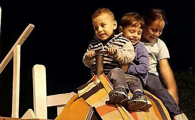 שלושת הילדים שנספו (המשפחה)