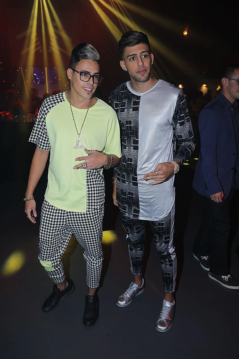 החצי השני שלו. סטטיק