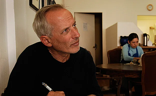 ''מסמנים עיתונאי כיעד לחיסול''. יגאל סרנה