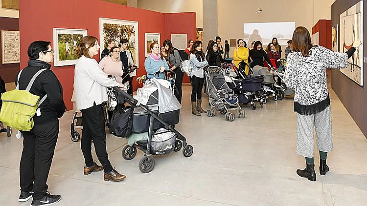 סיור עגלות במוזיאון תל אביב