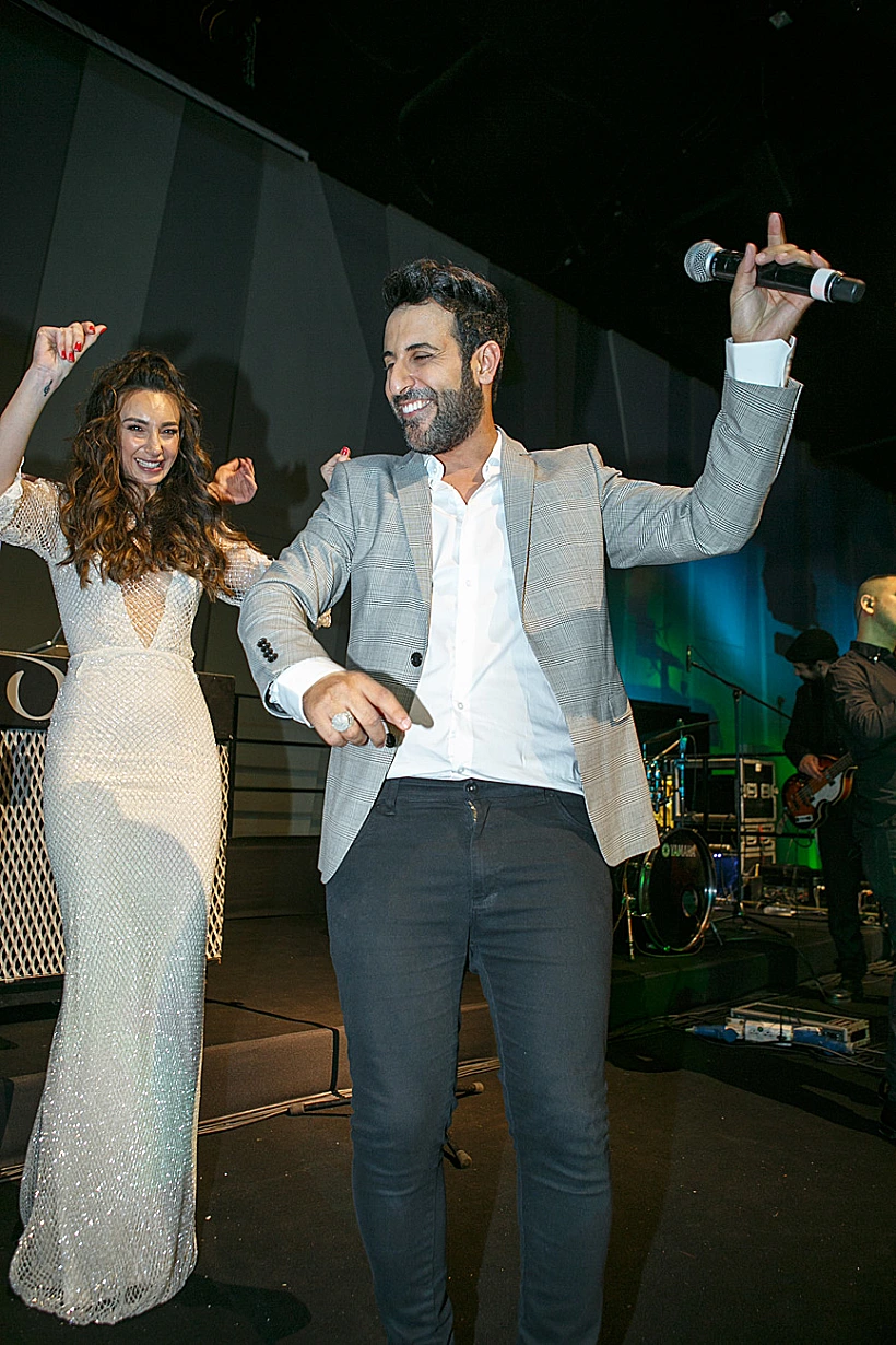 לא נראה שבור לב