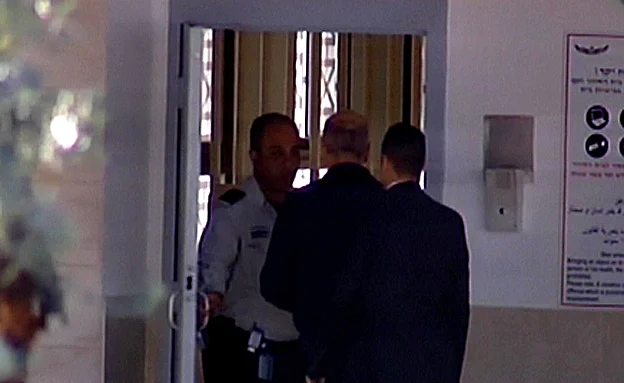 כבר חנינה? כניסתו לכלא בפברואר האחרון (חדשות 2)