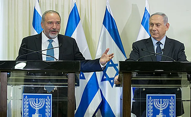 אישרו בניית יחידות נוספות. ליברמן ונתניה (Yonatan Sindel, פלאש 90)