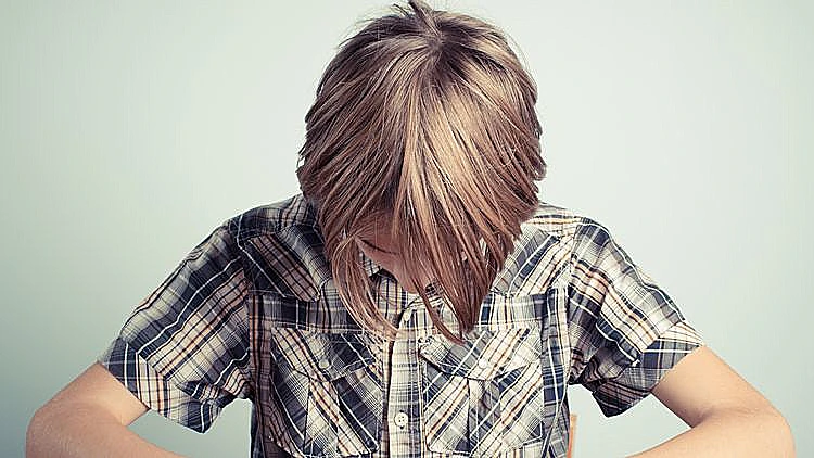 כשאתם ישר כועסים עלי או אפילו מסתכלים עלי במבט של ''אנחנו מרימים ידיים'' גם אני ''מרים ידיים''. מעצמי