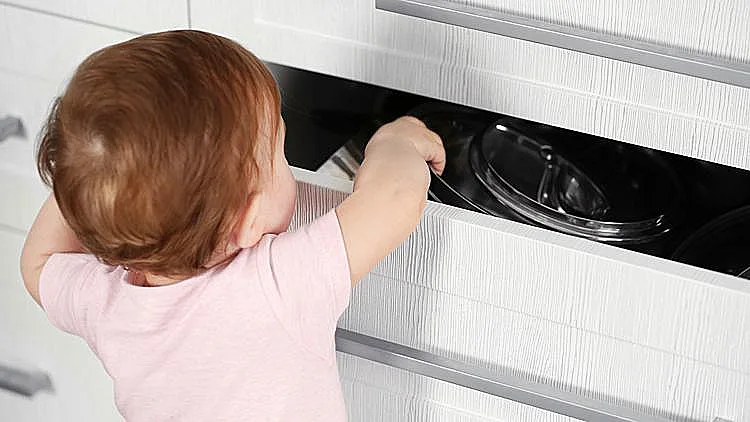 בבטיחות ילדים חשוב להתייחס תמיד לשני מישורים: התאמת הסביבה הפיזית ואימוץ הרגלי בטיחות