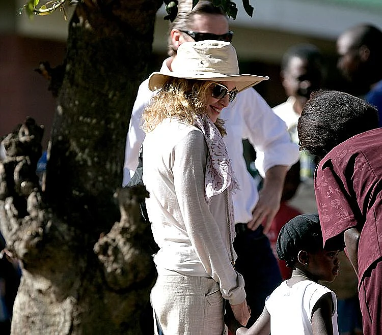 אין אהבה בעולם כמו אהבה של אמא