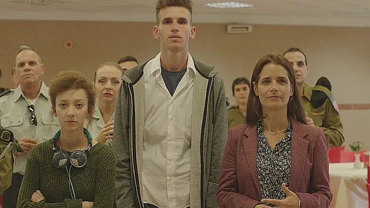 הליהוק נמנע מכוכבים .יגרום לכם להרגיש שאתם צופים בשכנים שלכם