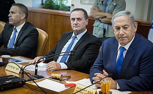 השרים בישיבה