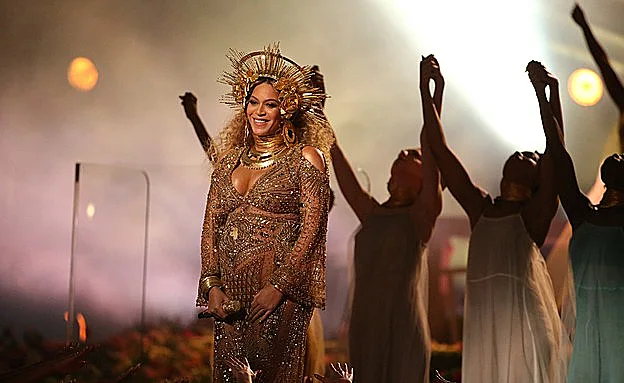 הופיעה בהריון, ביונסה