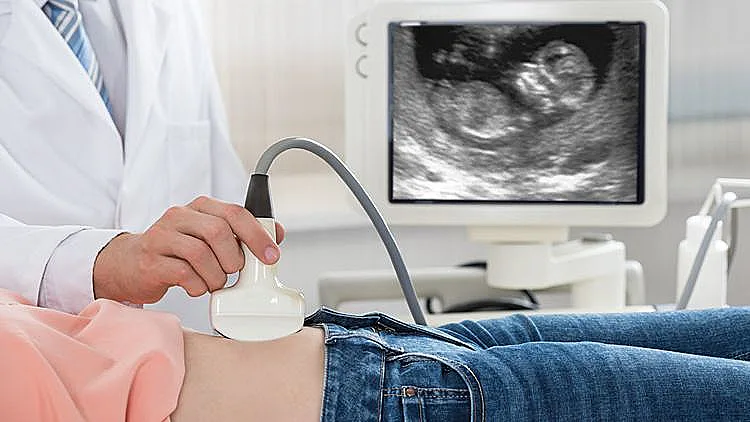 לאחר תקופה המוכיחה שאכן מדובר באי פריון, נשלח הזוג לבירור ראשוני