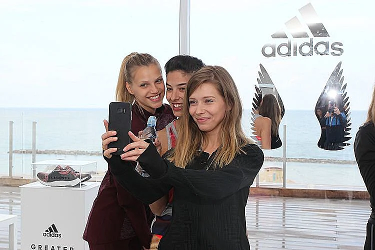 ועוד סלפי לפני שהולכים