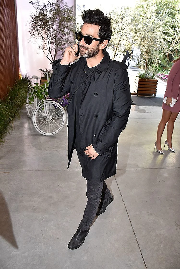 שלומית, אני כבר חוזר אלייך. יהודה לוי