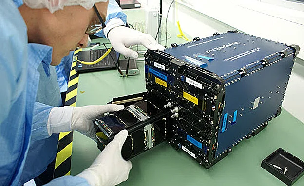 לוויין spacepharma