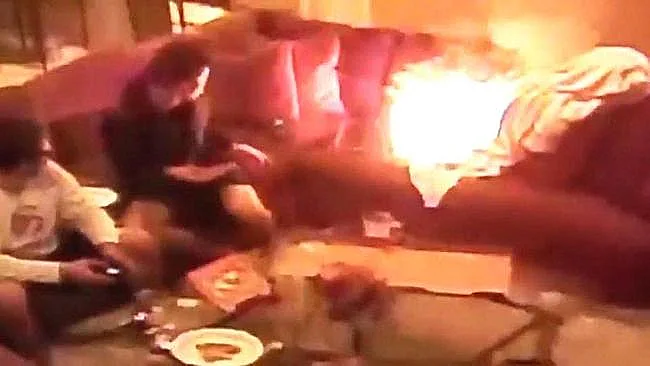 מחשב נייד מתפוצץ