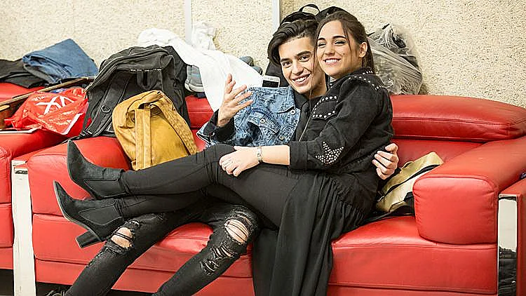 מאחורי הקלעים. שיר קורן ואלי חולי