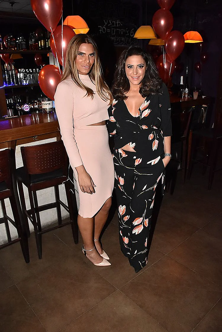 נסרין קדרי ובל אגם