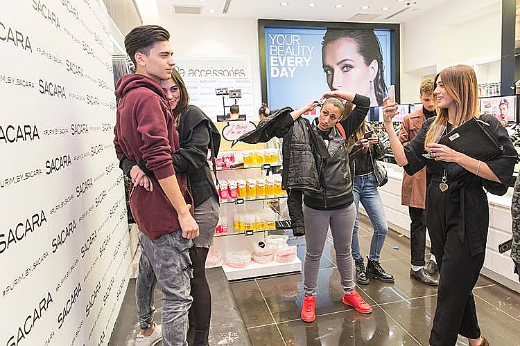 ואז הגיעה שיר