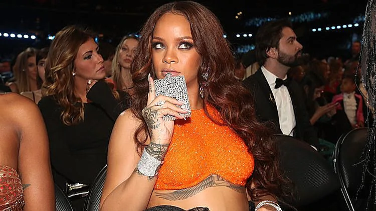 מזל טוב ריהאנה!